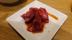 美食焼肉　トラジ葉菜のお肉3